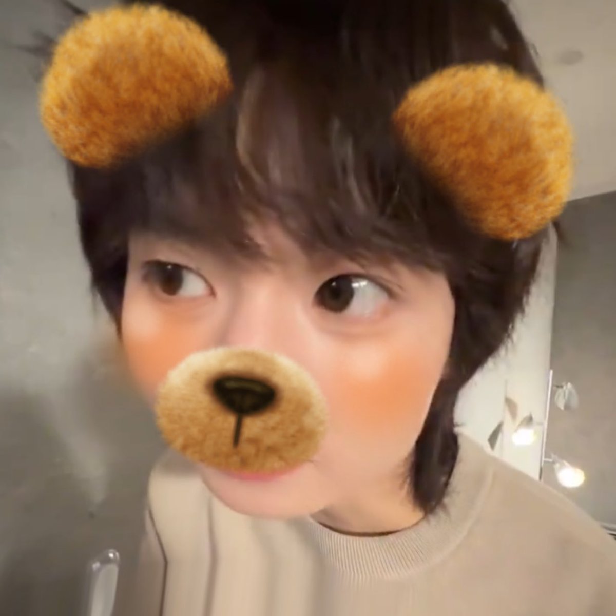 jsctnys's tweet photo. ก้หนูอะเรียนหนัก ไม่ว่างจะกินผัก ตัวหนูก้ไม่หนักหรอกเนอะ ช่ายยย🫳🏻 💭🧸🍪 https://t.co/VvtNehVlQK