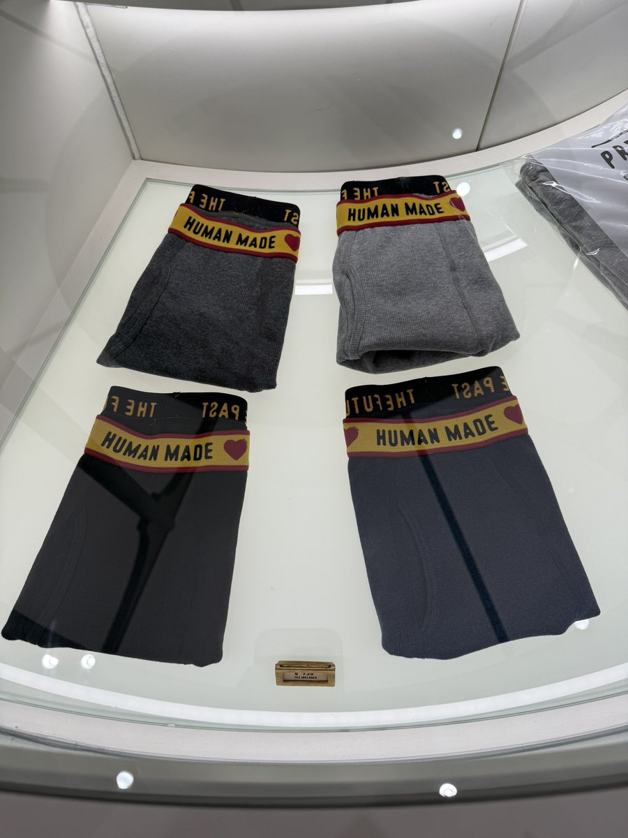 frongsps's tweet photo. HUMAN MADE HM BOXER BRIEF

700.- ส่ง kex , flash มีบริการนัดรับและส่งแมส bkk
�� ของใหม่ จากชอปเอ็มบาสซี ป้ายติด 750

M เอว26-30 สีชาโคล
M เอว 26-30 สีกรม
(มีอย่างละตัว)

#humenmadethailand #BOXERBRIEF #humanmadeแท้ #humenmade #ส่งต่อhumanmade https://t.co/7moO3Dz2O2