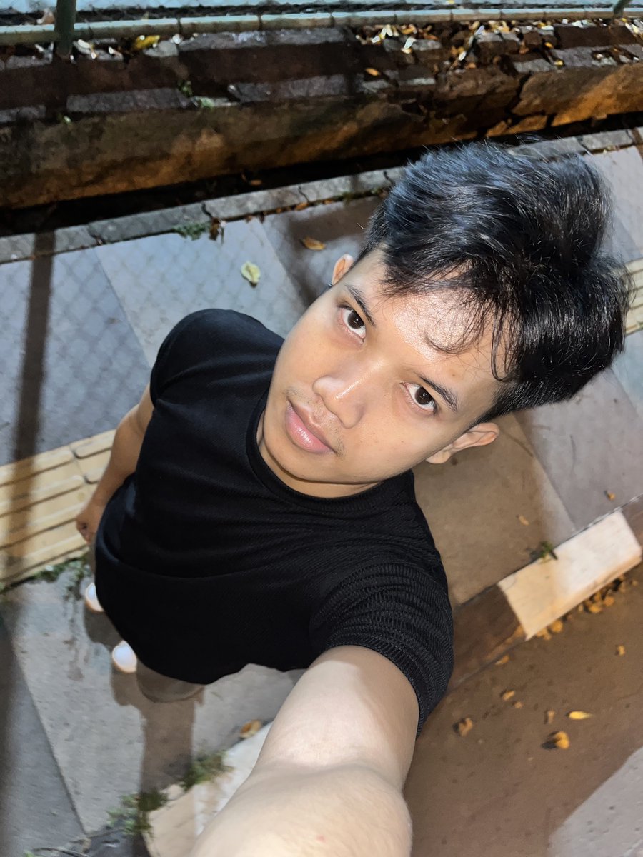pippphap's tweet photo. Kesasar bjirrd https://t.co/IMMrOtko9S