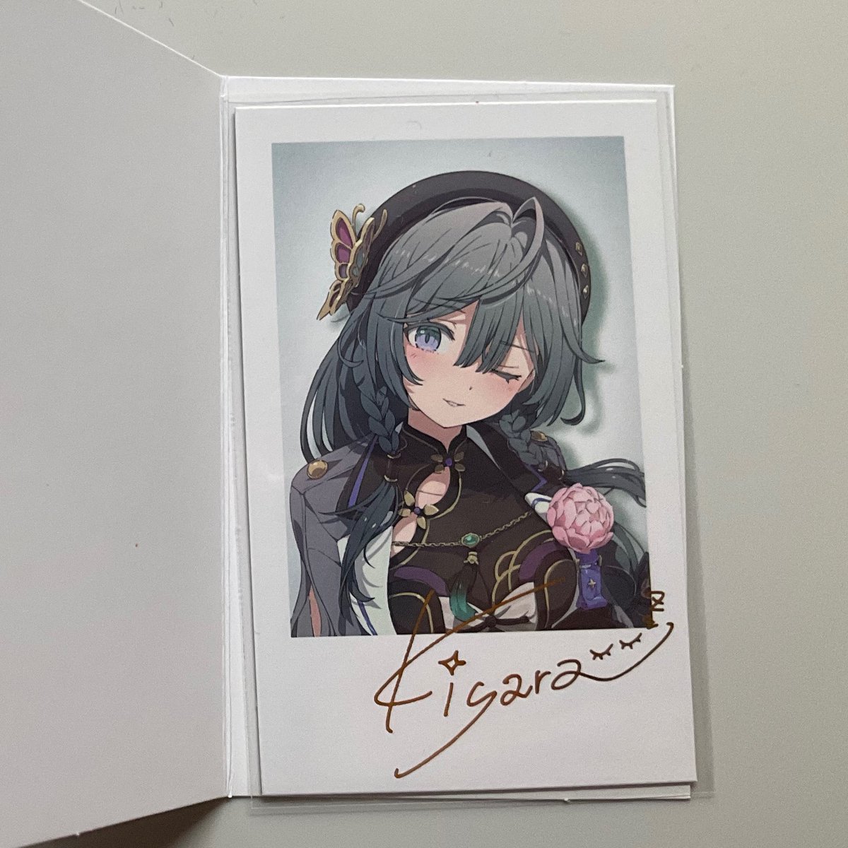 chatori418's tweet photo. 【譲】　にじさんじ　綺沙良

【求】　買取　定価＋送料

箔入りのものです。ID付きの画像提示も可能です。 https://t.co/BTozmA0idN