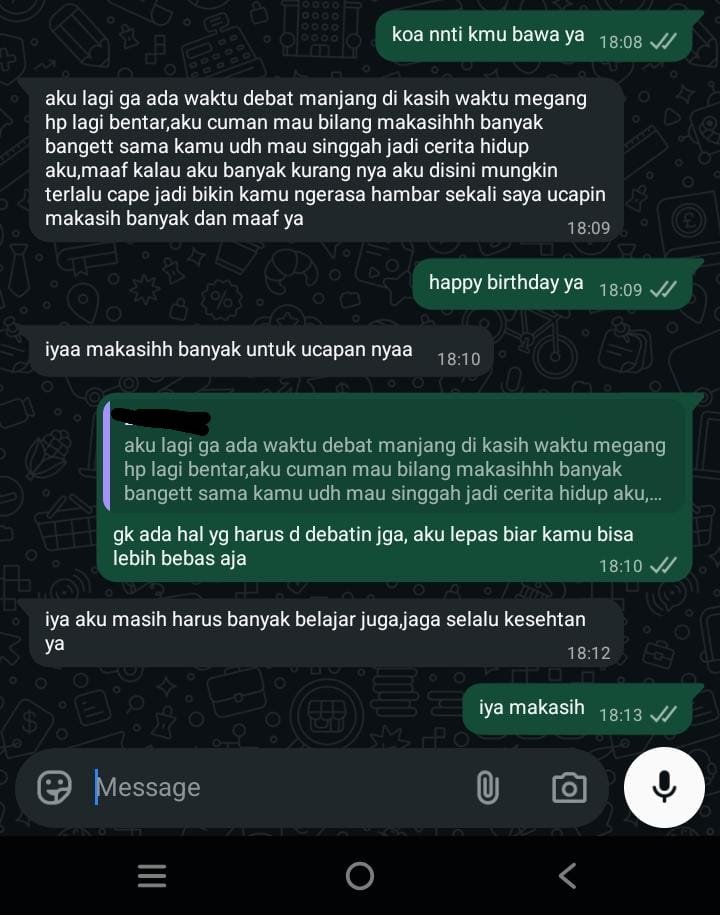 Zeannetth's tweet photo. mutusin hallo dek d hari ultah nya💃 https://t.co/q7tTp8iZLl