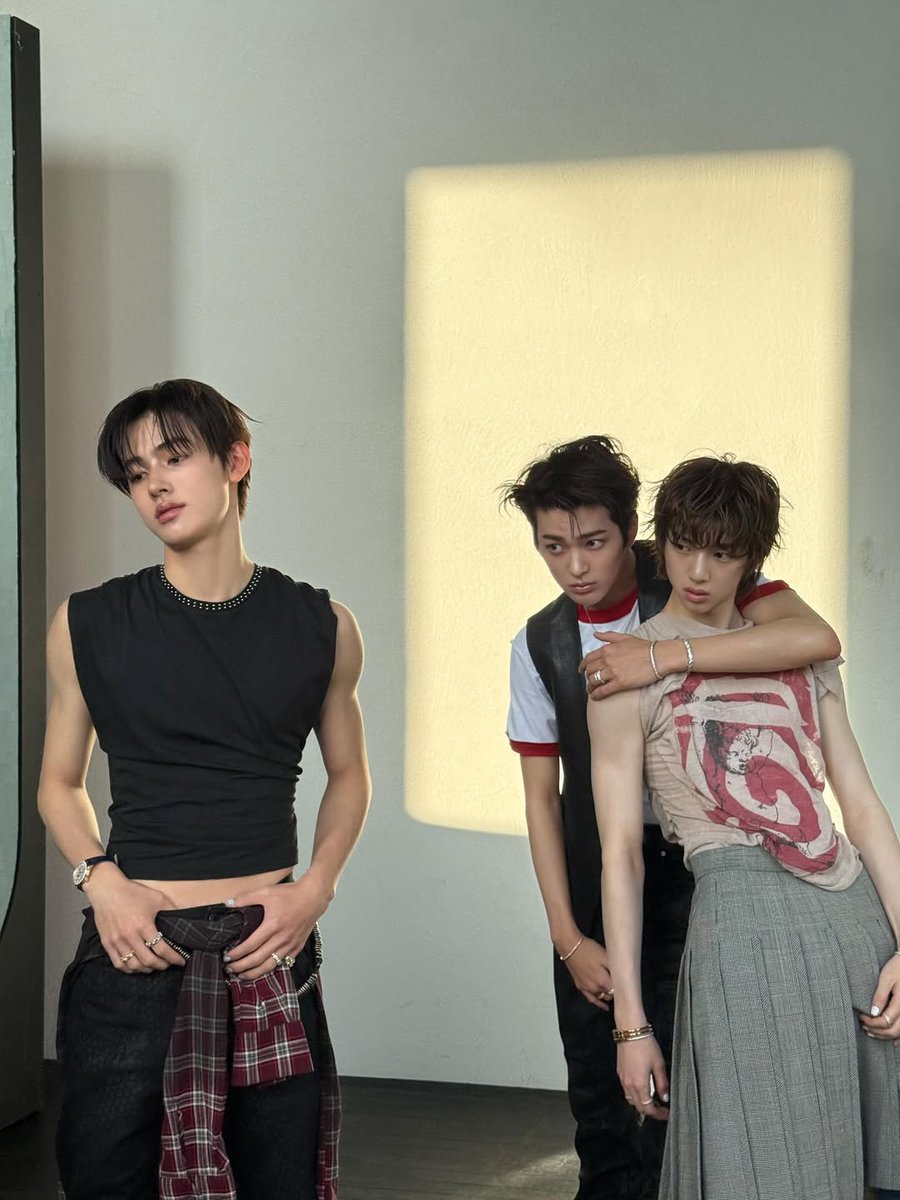 zhaoyufancokr's tweet photo. [260620] #JUHOON, #SEONGHYEON and #KEONHO Instagram Update https://t.co/YxxUX1CvKz