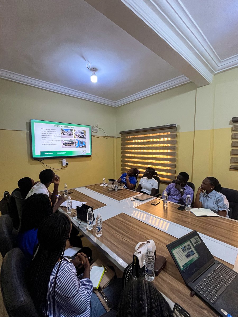 Addfra1's tweet photo. Future agricultural leaders met industry experts at Addfra to explore the connection between agric and  the cold chain system. 🌱❄️

From career guidance to entrepreneurship and business start-ups, it was a day full of learning and inspiration.
#AGSTUD2026 #AgrihouseFoundation https://t.co/CmNtbB7IVC