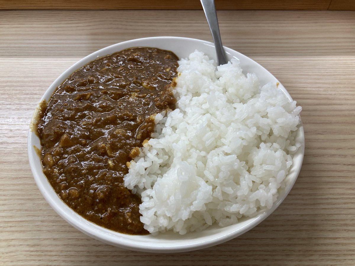 RAGMIchan's tweet photo. 煮干しラーメン ゼクウ
・ペリーラ・スサミ(冷やし胡麻しそラーメン)
・カレーライスG(にんにくココナッツミルクトマト)

ゼクウから鰻店へ寄って弁当買って帰宅して4時間くらい昼寝してたら今。
ゼクウは全てうまいのでうまいってわざわざ言わなくていいような気がしてくるくらいうまい。 https://t.co/UPw8Fui11b
