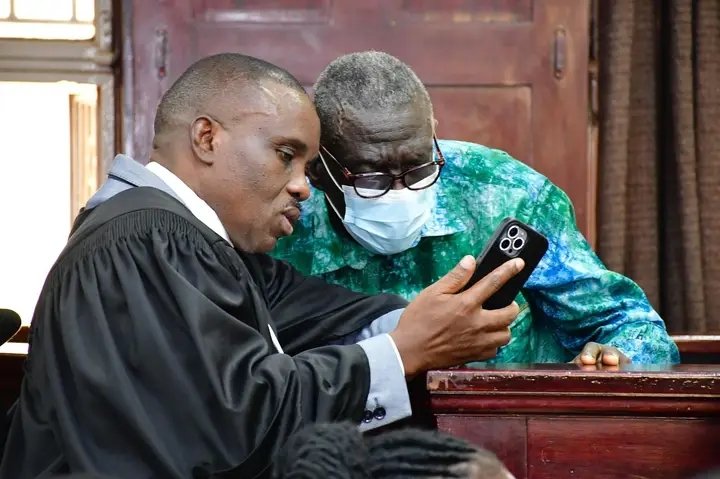 ccgea1's tweet photo. "As a lawyer of Dr. Kizza Besigye and Hajji Lutale whose trial is yet to begin, Counsel Erias Lukwago has full evidence of the State that was disclosed by DPP. He (Erias Lukwago) has conversations with his clients although constrained because of limited access in prison. Assuming that they are guilty,Lukwago is required , as an Officer of Court , to ensure that Dr. Besigye and Hajji Lutale are found guilty in a proper way and this case , they have not yet been found guilty."-@SarahBireete on @933kfm 

#KFMVPN @Judatim