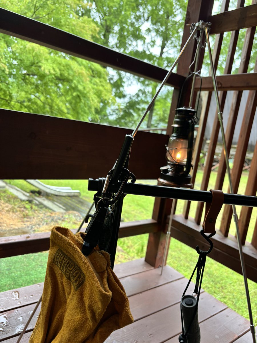 MG_DANCHO's tweet photo. 今日は雨の中、アウトドア
最近熊の出没情報多いけど…山には普通にいるもんだからなぁ

雨は雨で楽しい😀 https://t.co/jecxYzJ3ep