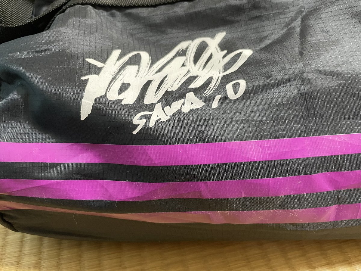 Lickyx2's tweet photo. ホットヨガをやっていた時のバッグに、入院グッズを詰め込んだ😊👍✨

必要書類を詰め、後は入院して手術するだけ❣️
#決戦は金曜日🍀 https://t.co/UFBqXKu40h