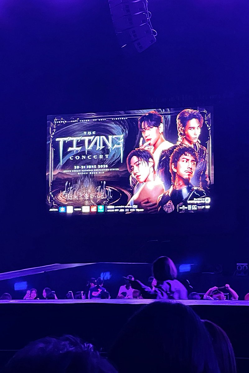 linkoguo34's tweet photo. 妈妈来了😘

#THETITANSCONCERTXPPKRIT_D1
#THETITANSCONCERT #ppkritt https://t.co/x9yCbPIWHw