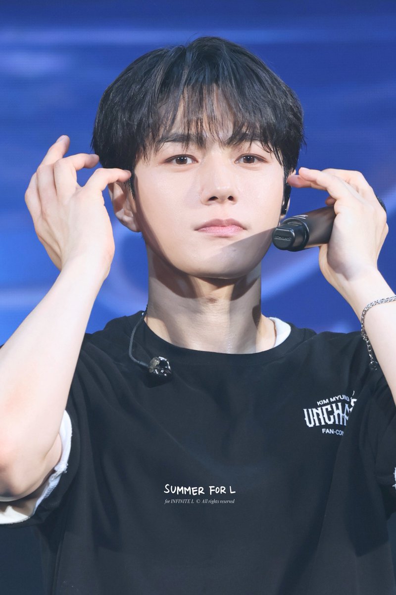 summer_for_L's tweet photo. 26.06.13 2026 KIM MYUNGSOO FANCON <UNCHANGED> in OSAKA 1 部        
 
덮머리 너무 좋아 😍 

#김명수 #엘 #KimMyungsoo #인피니트 #ミョンス #エル #金明洙 #INFINITE https://t.co/JJO2kT3Vec