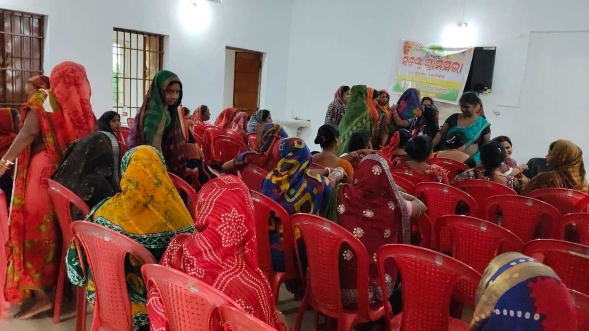 BDO_DHARMASALA's tweet photo. ରାଜ୍ୟ ସରକାରଙ୍କ ସଫଳତାର ଦୁଇ ବର୍ଷ ପୂର୍ତ୍ତି ଅବସରରେ ଧର୍ମଶାଳା ପଞ୍ଚାୟତ ସମିତିର ବିଭିନ ଗ୍ରାମ ପଞ୍ଚାୟତମାନଙ୍କରେ ସରକାରଙ୍କ ଲୋକାଭିମୁଖୀ ଜନ କଲ୍ୟାଣ କାର୍ଯ୍ୟକ୍ରମମାନ " ବିକାଶର ଧାରା ଓଡିଶା ସାରା" ଆନୁଷ୍ଠିତ ହୋଇଯାଇଛି। #stateoutreachprogramme #bikasaradharaodishasara
@CMO_Odisha @dm_jajpur @zp_jajpur https://t.co/3BWICxTrSP