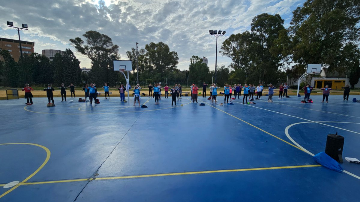 CtdAlandalus's tweet photo. 🌳 Hemos finalizado el Servicio de Prestaciones Deportivas para Personas Mayores en el Medio Natural 2025/2026 del Ayuntamiento de Huelva. Más de 1.000 usuarios han pasado por nuestras actividades en los parques Moret, Machado y Zafra. 📷 ¡Nos vemos después del verano! #Huelva https://t.co/Tm7tikqlF3