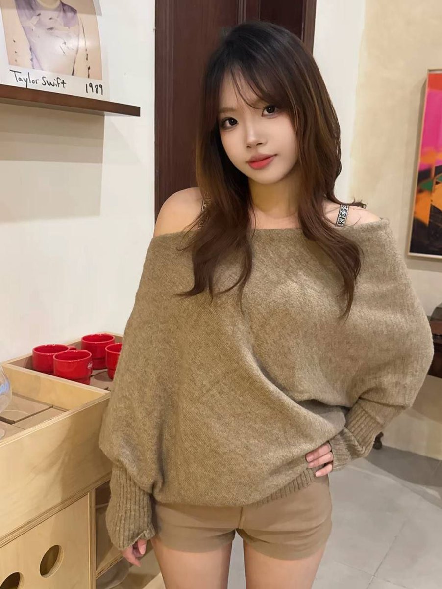ameameanan's tweet photo. AI视频脱衣明星换脸抖音网红一键去衣 精神小妹裸体黑丝为我足交 AI黑科技去衣，满足你的一切爱好 这效果太满意了 https://t.co/4U3zN0sKUU