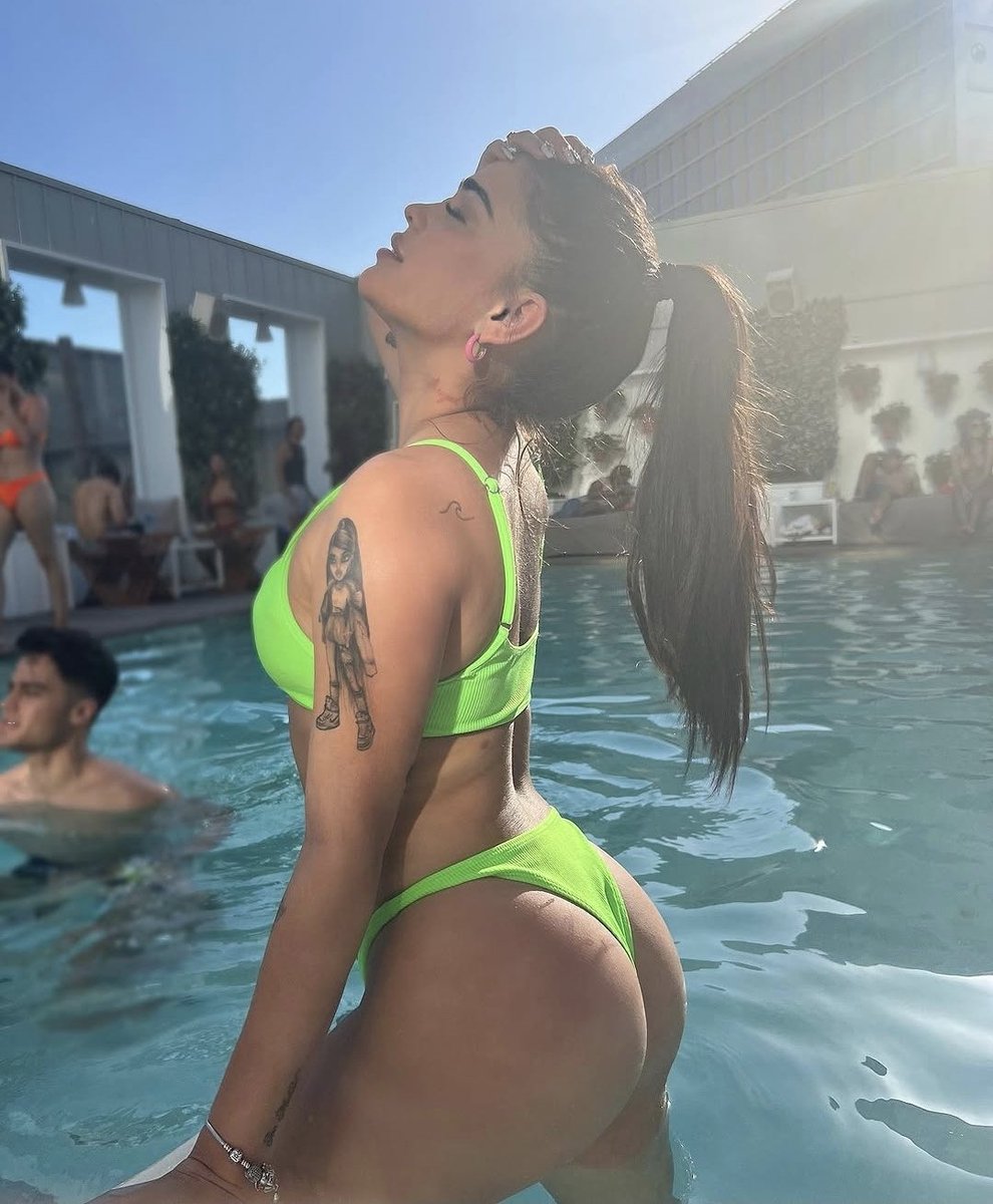 RSA_G00ner's tweet photo. Was Dubai Ash her peak? Cz damn her content was so goon worthy 🔥 https://t.co/JrJKp2Xnrt