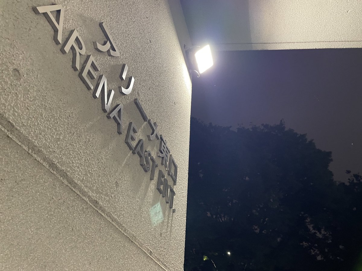 7N1GPI's tweet photo. 雨降ってたのね、、、 https://t.co/hgmERWHqsS