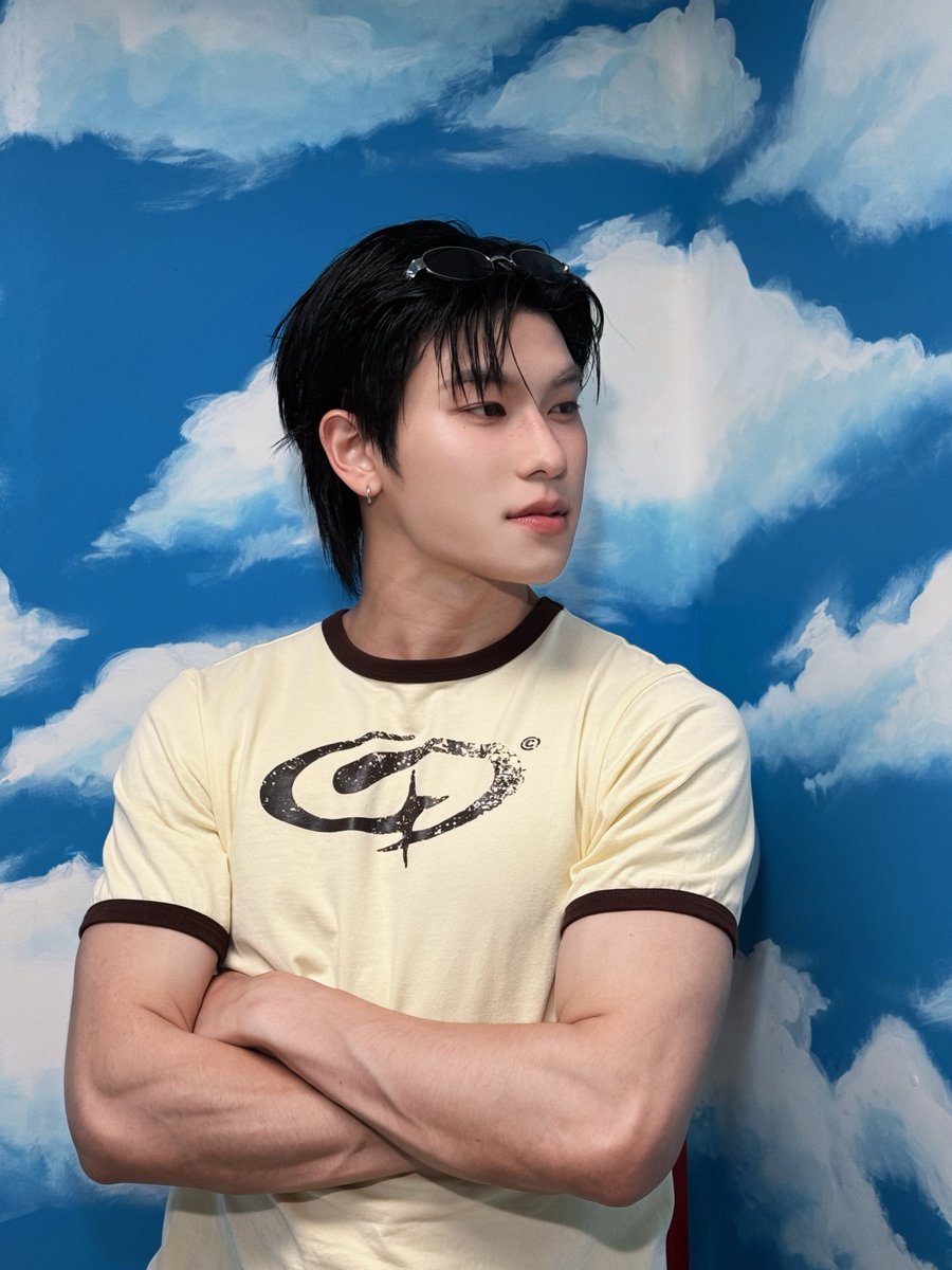 OPENLABEL_TH's tweet photo. พี่ออฟมารอแล้วครับ 🫶

OFFROAD x Lost to Light
#OFFROADแฟนCONTENT_MV
#แฟนContent
#LosttoLightอยากจะดังหรือยังนะ https://t.co/T88pRirpVY