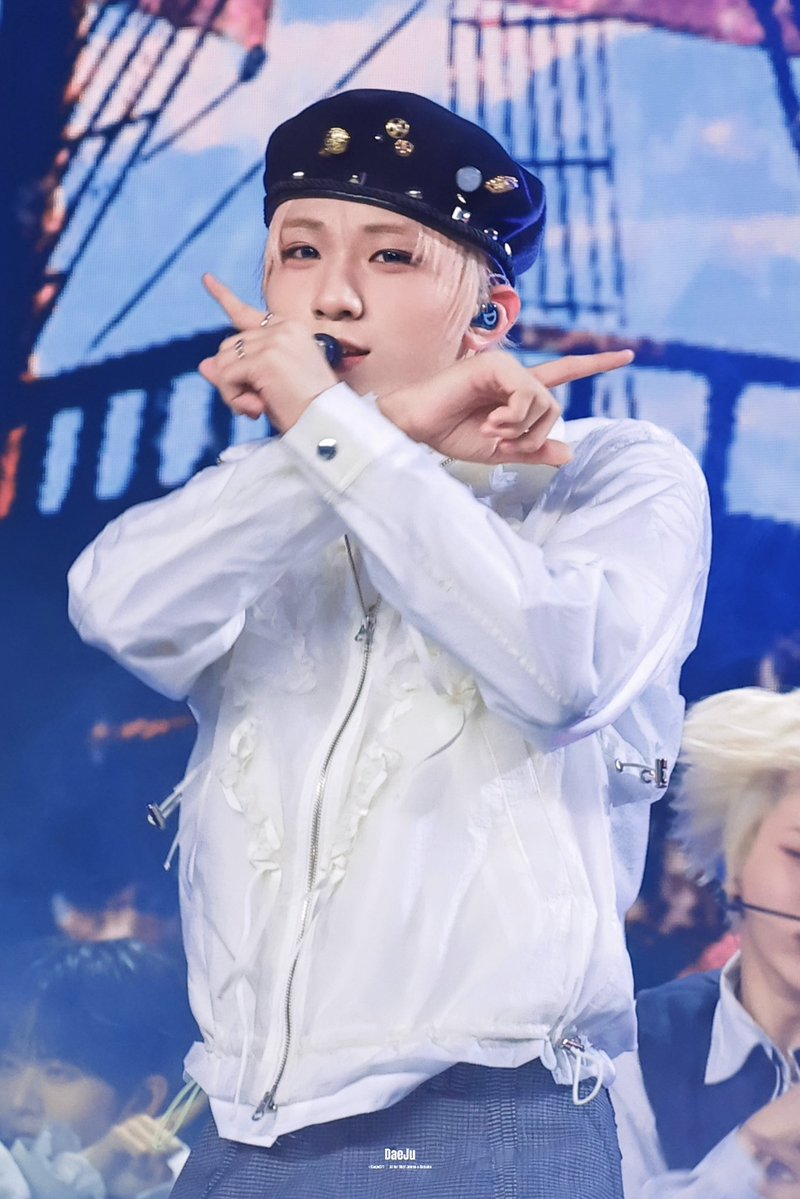 Daeju071's tweet photo. 260620

#AHOF #아홉 
#다이스케 #DAISUKE https://t.co/rVW2rmVmwd