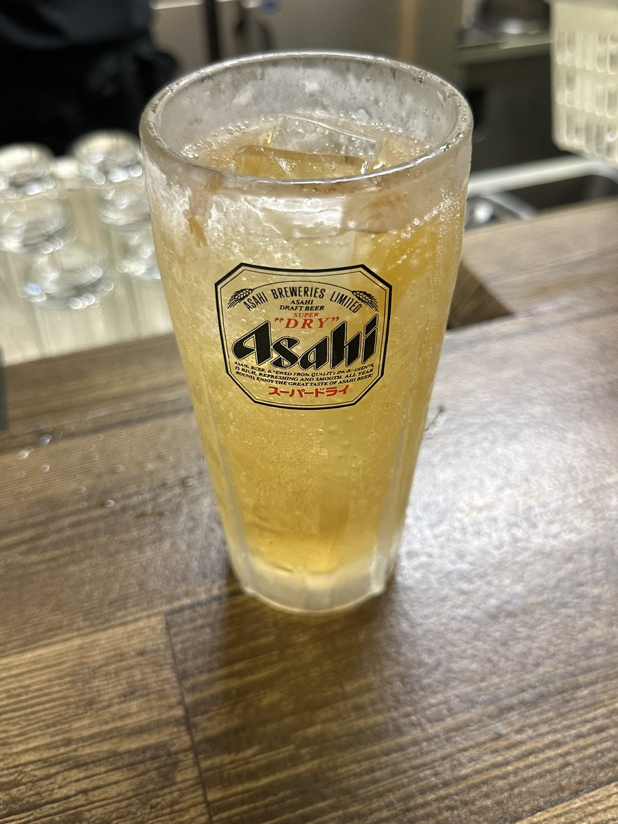 NAOTOGSX's tweet photo. 浜とん
お久しぶりです
ずっと来たかった
キンキンのホイス飲みたかった
ここは安いし、美味いし
Perfect
串レバーは塩梅最強のフワフワ
さらレバーはレバ刺し食感
最高です https://t.co/54J3PTFEda