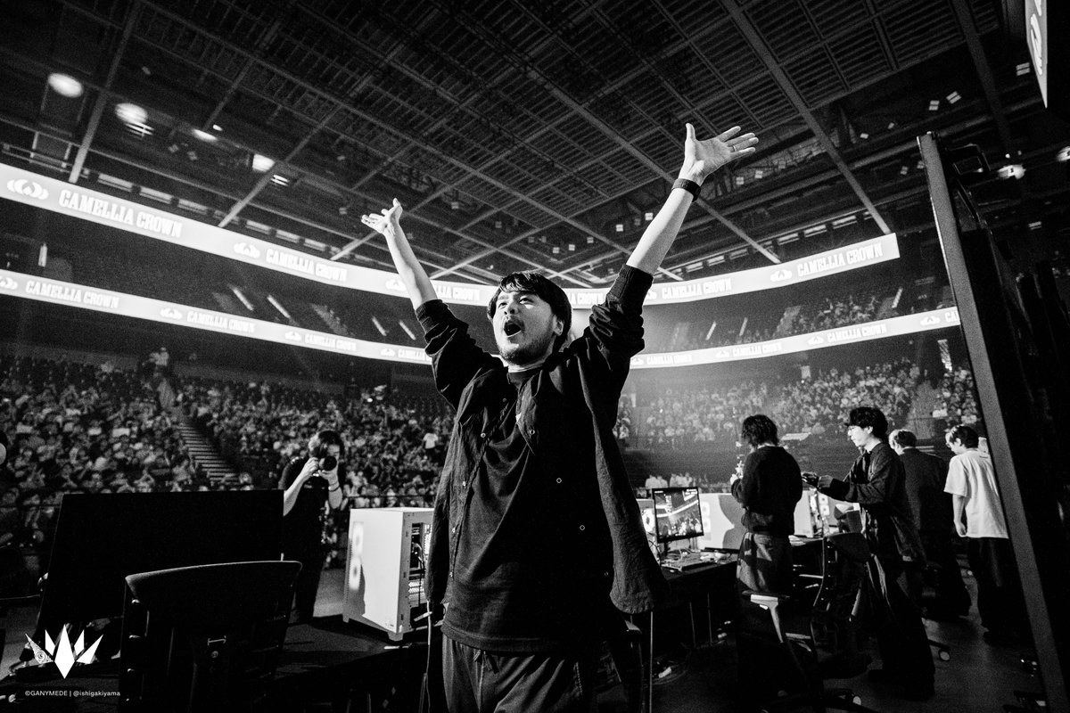 lolthek4sen's tweet photo. THANK YOU DAY 1🙌
明日ですべてが決まる。

#LTK https://t.co/PYOJA2Ytkz