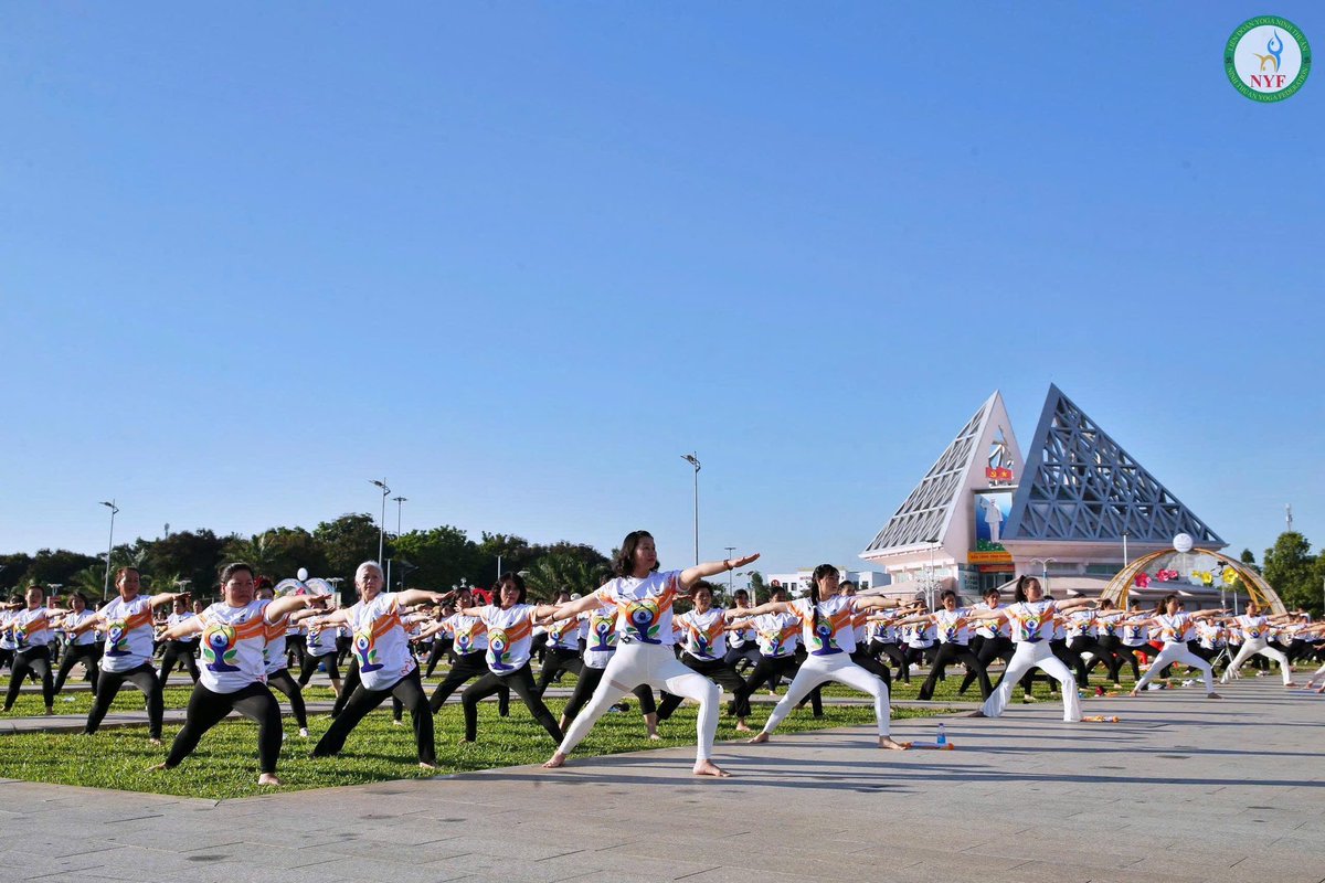 cghcm's tweet photo. Celebrating the Spirit of Yoga at Khanh Hoa! 

@cghcm in coordination with the Provincial People’s Committee and Yoga federation celebrated the 12th International Day of Yoga 2026 under the theme “Yoga for Healthy Ageing.”

Held at the 16 April Square in the coastal Phan Rang Ward, the event brought together more than 1,000 participants, reflecting the growing enthusiasm for yoga and its role in promoting health, harmony, and well-being for all ages.
@MEAIndia @IndianDiplomacy

#InternationalDayofYoga
#InternationalDayofYoga2026
#स्वस्थ_आयु_के_लिए_योग
#YogaForHealthyAgeing
#IDY
#IDY2026
#Yoga365
#HarGharYoga
#PMKeSaath