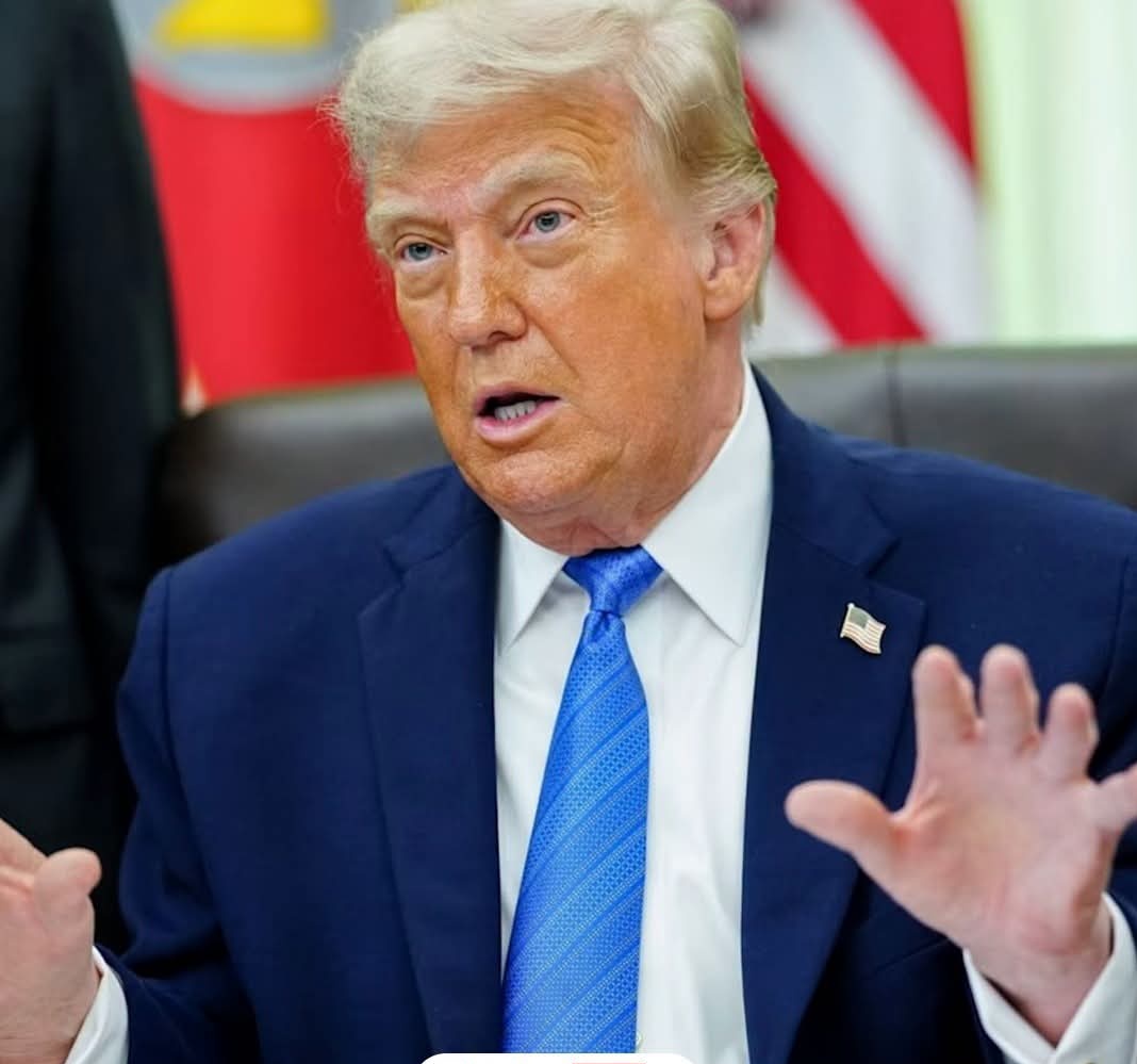 IranArmySpoofX's tweet photo. JUST IN: 🇺🇸🇮🇷 President Trump says "there is no 300 billion dollar payment to Iran by the US."

"That's fake news." https://t.co/8e8NXPds5S