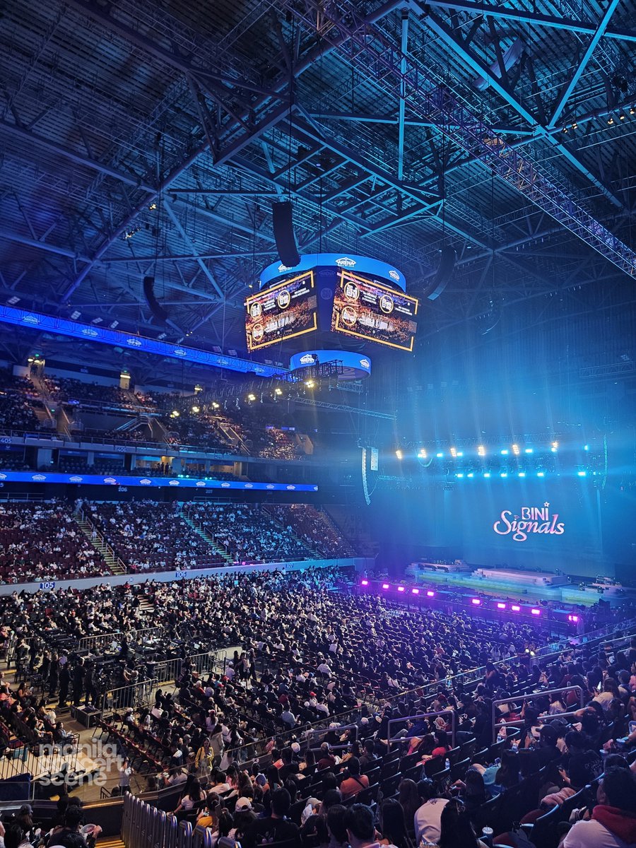 manilaconcerts's tweet photo. From Manila to the world, @BINI_ph begins their Signals World Tour tonight with a massive kick-off show here at @moaarena!

#BINI_SIGNALS_MANILAD1
#BINI_SIGNALS_WORLDTOUR_2026 https://t.co/p5WdA5eKnC