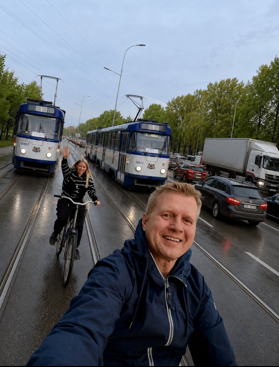 saliktengriba's tweet photo. Zināms, ka Ansim izdodas gaumīgas AI vizualizācijas. Kamēr gaidām viņa vizualizāciju Barona ielai, te vizualizācija jaukam Pūpolu ģimenes izbraucienam. 🙃 https://t.co/1IXbSyST8C