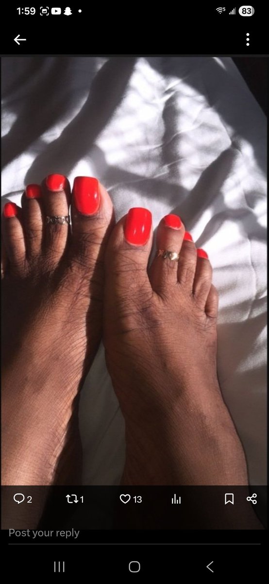feetofnadiag's tweet photo. #Longtoes #longbednails #redpolish #ebonytoes #chocolatetoes #footfetısh https://t.co/GAFGcD9ni0