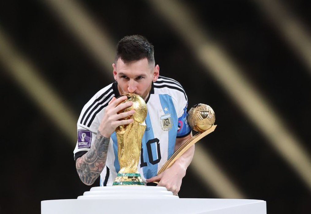 Theoladeledada's tweet photo. This was Lionel Messi at 36 years old https://t.co/qQNbTPMasH