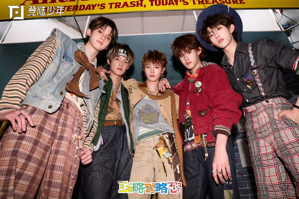 twentytwoxzz's tweet photo. 登陆少年组合 weibo update

𝗙𝗶𝘃𝗲 𝘀𝗼𝘂𝗹𝘀 𝗲𝘀𝗰𝗮𝗽𝗲 𝘁𝗼𝗴𝗲𝘁𝗵𝗲𝗿.

#登陆少年组合 #TransfOrmProject https://t.co/7V2m0q9BFM