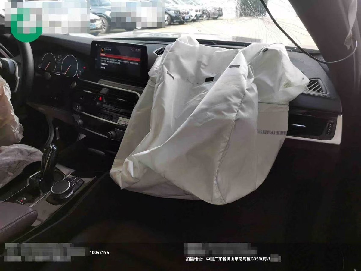 nolimitmiracle's tweet photo. The way Chinese people take Dey dump accidental cars. 
Some of our people already telling them to refurbish it. When buying car in China make sure they give you records or have a Chinese inspect it for you. 🙏make you no enter gbese. 

If bebex catch this one 😂😂 https://t.co/G1sNenqok2