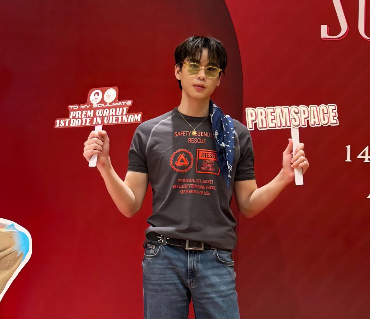 beyourbroccolii's tweet photo. ลุคพี่เปรม + เสื้อพอดีตัว ใครจะไม่ชอบบ้างงงงง คิดถึงลุคนี้สุดหัวใจ ใส่อีกนะคะะ🤧🤌🏻✨️ 

#prem_space https://t.co/9cZLpSbgmq