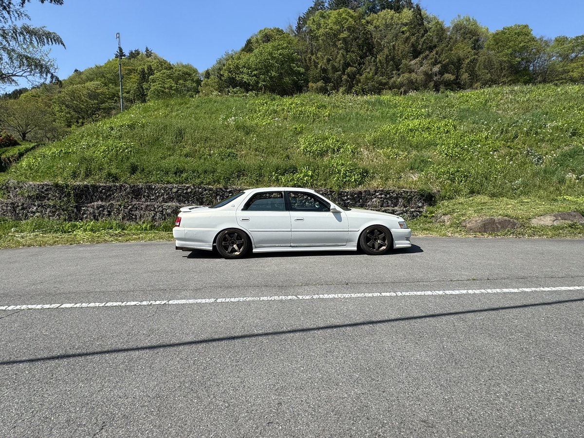 Cre1jz's tweet photo. #このくらいの車高が良い
もうこれ以上は下げれない検対マフラーで215/45の限界 https://t.co/ZdCWOnkDQs