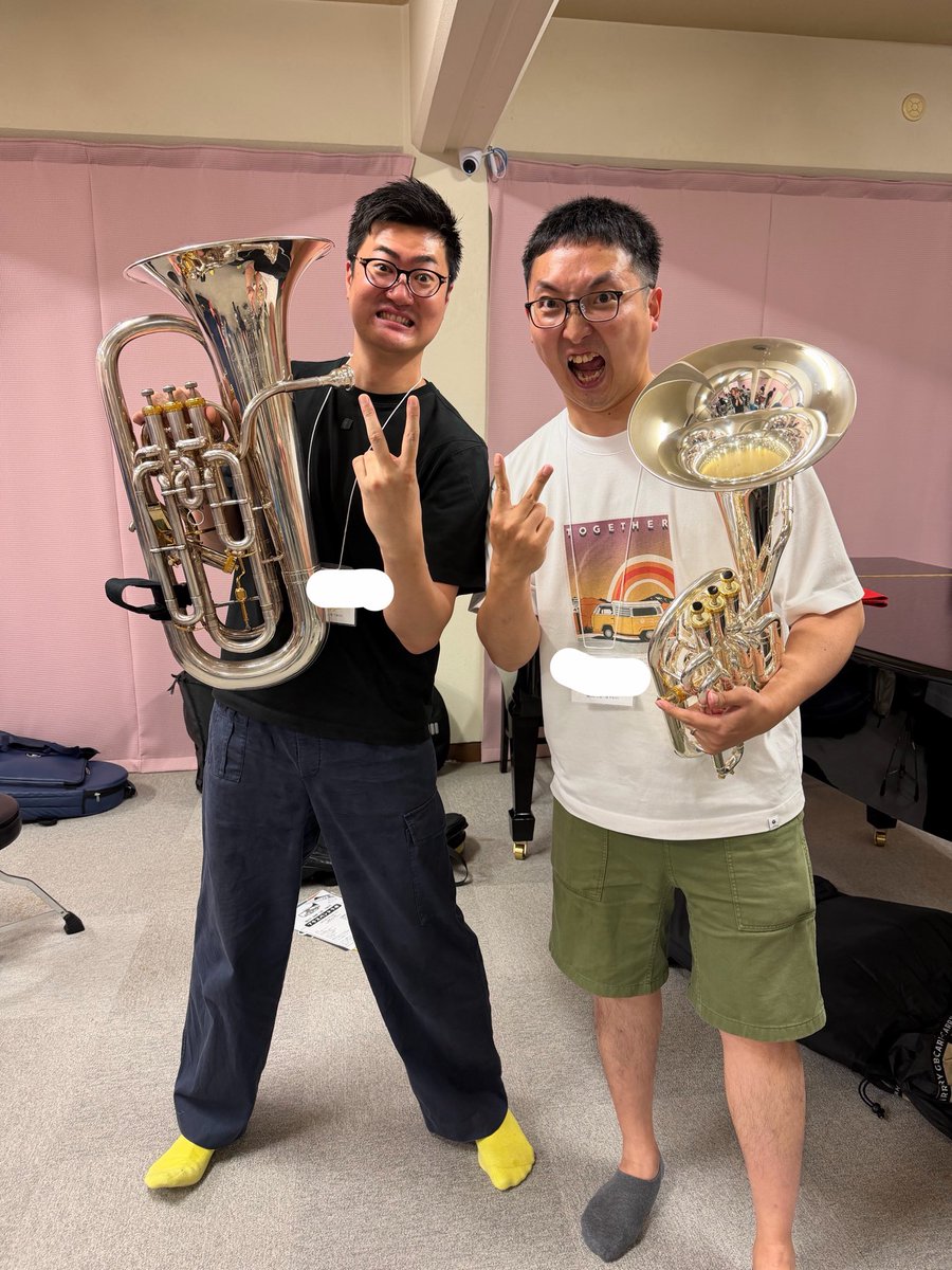 densuke0531's tweet photo. つくしぃさん@tukushibou をブラスバンド沼にハマらせる計画第1弾、大成功。 https://t.co/oeBH4FY6My