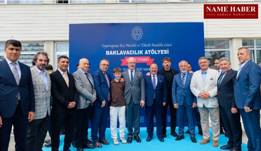 namehabercom's tweet photo. Bahçelievler Kaymakamı Dr. Mehmet Boztepe Baklavacılık Atölyesi Açılışına Katıldı

https://t.co/259pBNOeKD

@BoztepeDr @TC_Bahcelievler https://t.co/hFLG8GI5XQ