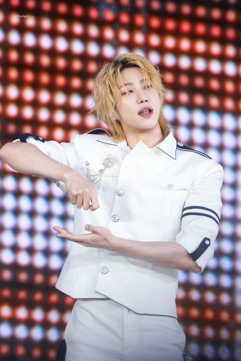 StarlightThe8's tweet photo. 260620

🍋

#디에잇 #THE8
#서명호 #徐明浩 #ミンハオ
#세븐틴 #SEVENTEEN https://t.co/HENxIWch18
