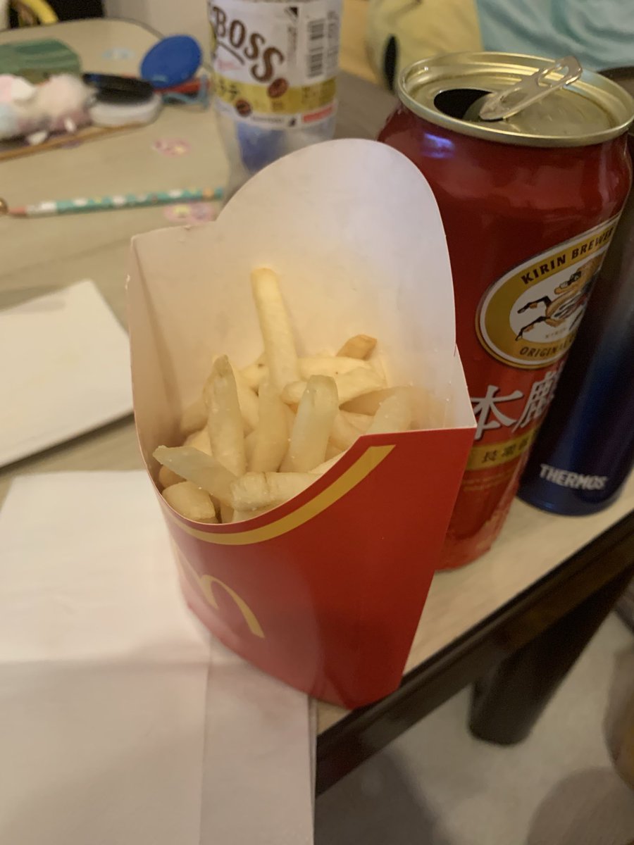 tigers14031's tweet photo. どこがLサイズやねん💢
ちゃんと仕事せえ
食うてないですよ（キレてないすよ https://t.co/xSc5ZJ5Hys
