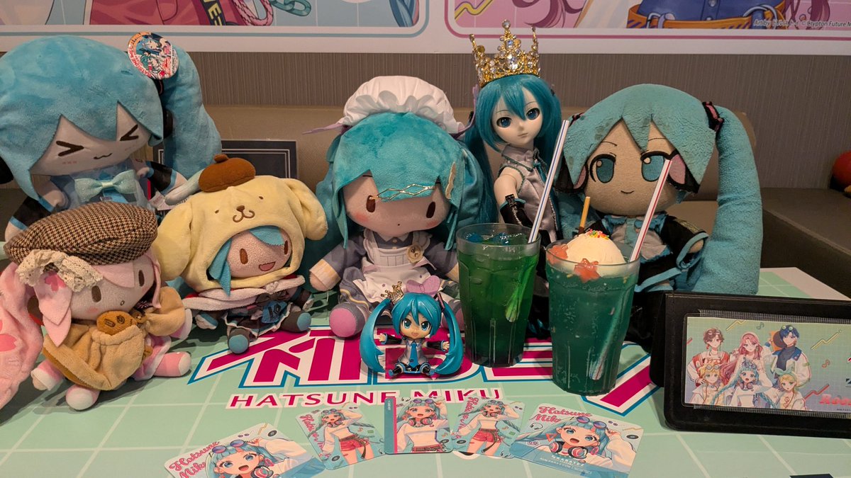 oznetworld's tweet photo. 特典めっちゃミクでた〜!!!((o(*>ω<*)o))
めっちゃミクづくしでした♪((o(*>ω<*)o))

🎤🎤🎤🎤🎤🎤🎤🎤🎤
#初音ミク
#カラオケの鉄人 https://t.co/sqNGInkFo9