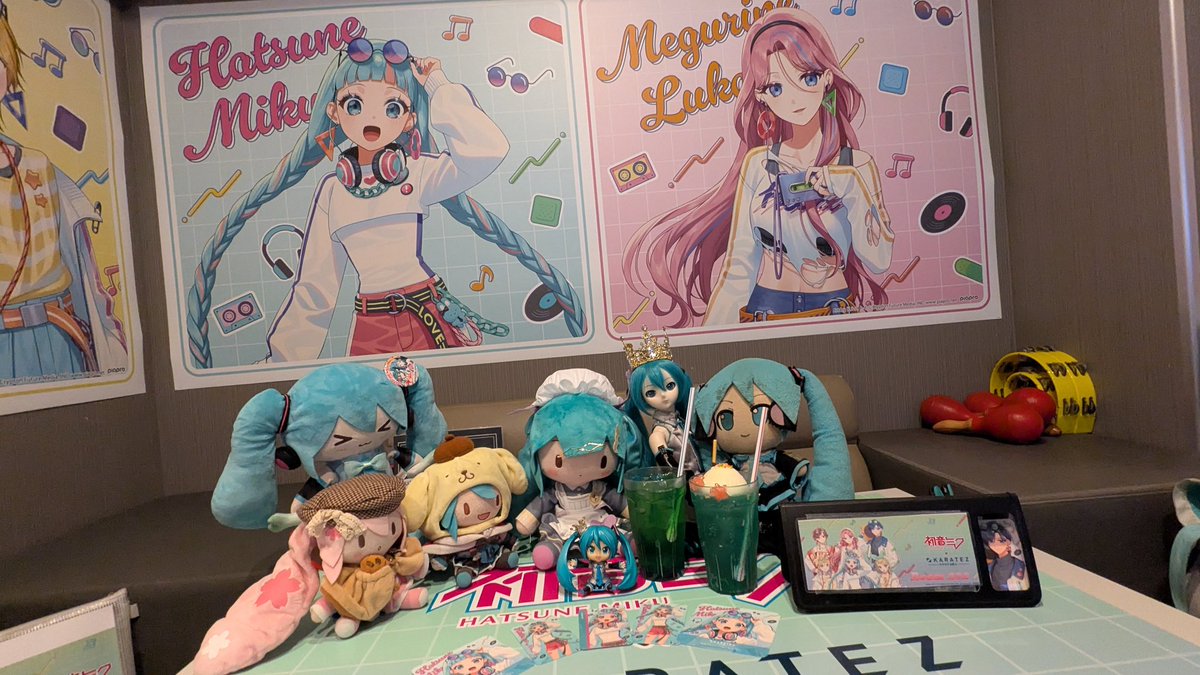 oznetworld's tweet photo. 特典めっちゃミクでた〜!!!((o(*>ω<*)o))
めっちゃミクづくしでした♪((o(*>ω<*)o))

🎤🎤🎤🎤🎤🎤🎤🎤🎤
#初音ミク
#カラオケの鉄人 https://t.co/sqNGInkFo9