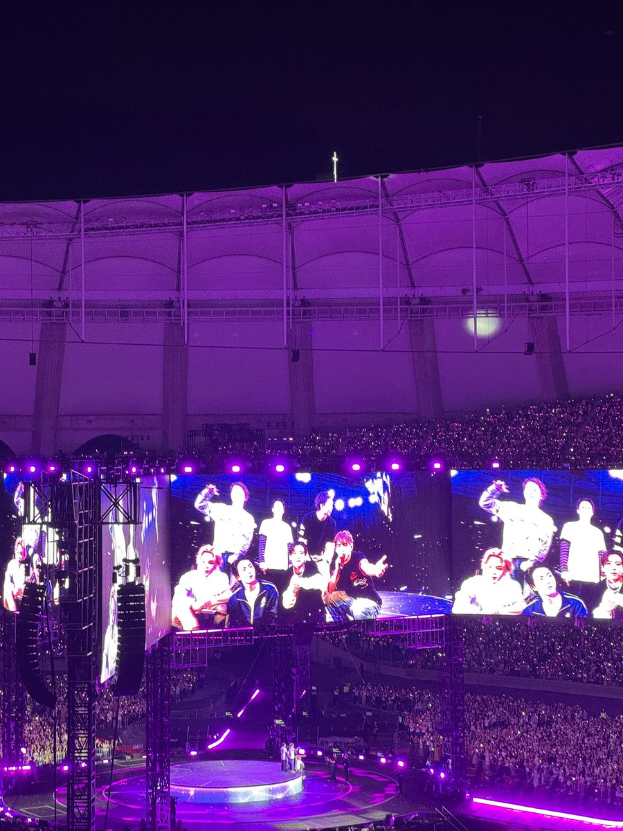 iamjmarmy's tweet photo. FESTA渡韓から1週間✨
釜山は発表された日に🏨✈️を予約済みだったけど、先行はエラーで🎫取れず…NOL生活を1ヶ月以上頑張った結果、6/6に12日、6/7に13日と両日🎫を掴む事ができた。友達も全員1日ずつ取れて嬉しくて泣いた！そして夢だった本国公演でマジショ…また泣いた🥹本当に幸せだった💜 https://t.co/HlDcGYrD7r