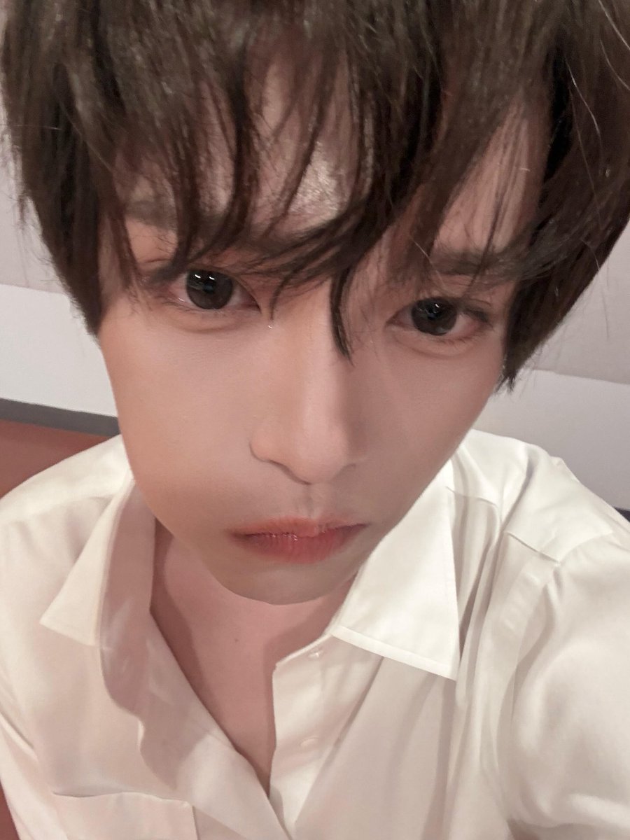 melrangm2lrang's tweet photo. 260620 #장한음 샤오홍슈

我来了！一起沟通吧！
马上就要七月了！
应该会很有趣吧

#한음 #JANGHANEUM #HANEUM #ハヌム #张瀚音 https://t.co/9E8Pi1bC6x
