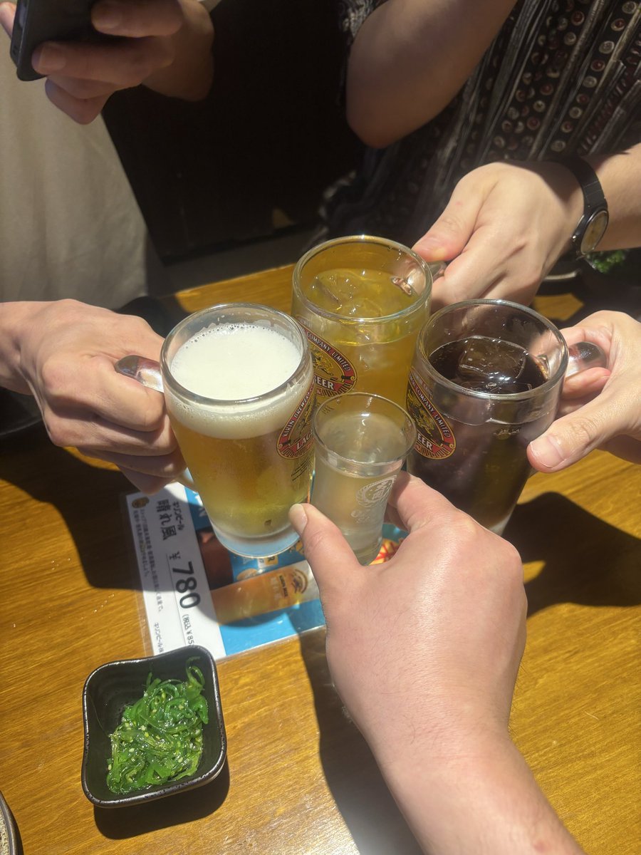 goritaro_100's tweet photo. 一次会おわり！
乾杯の器が小さい笑 https://t.co/pl6i6Tq0WN