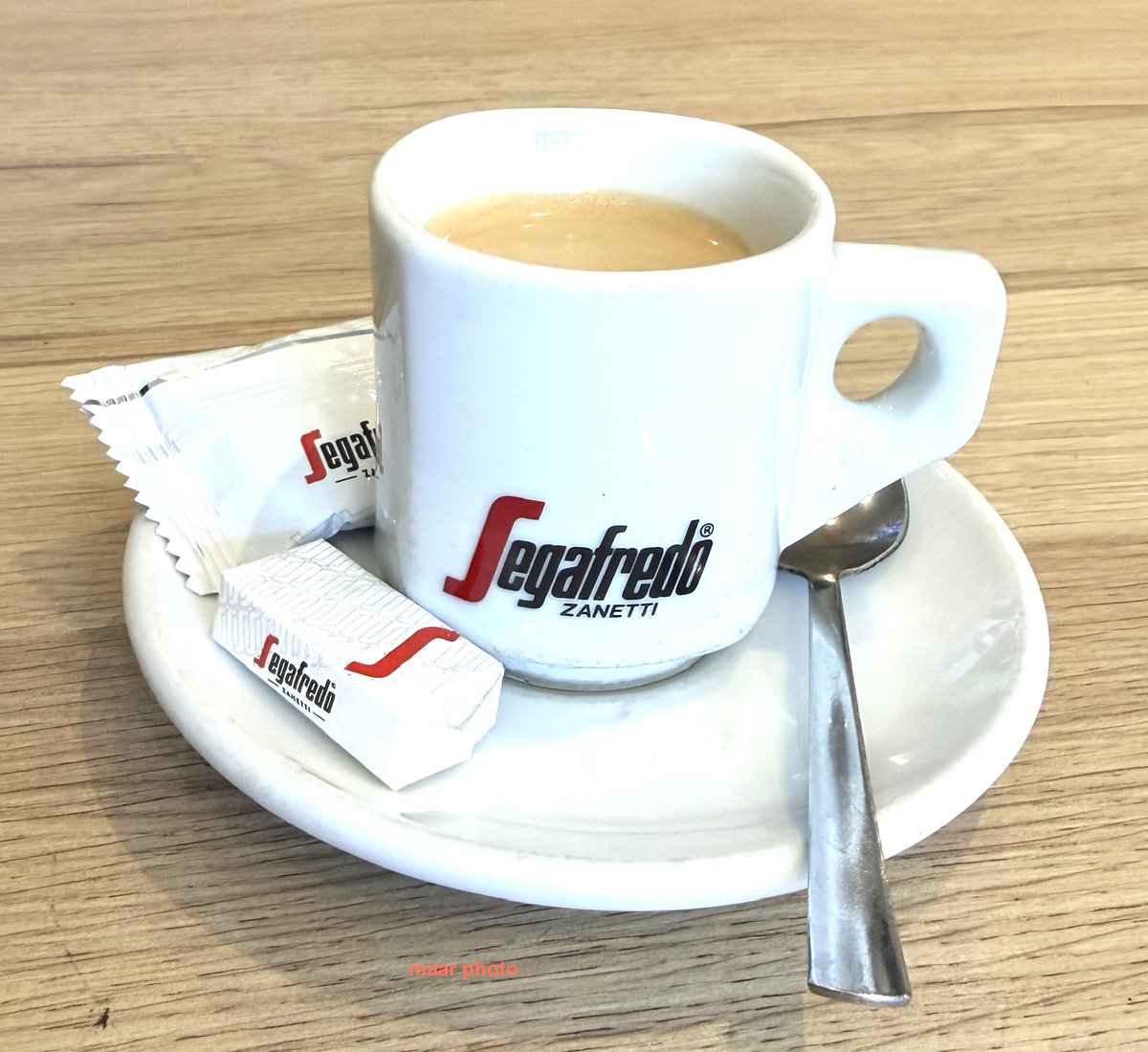 becel_maryvonne's tweet photo. La totale
Mi caffe, zucchero. dolci
#cafe #caffe #coffee #segafredo #italia https://t.co/bi2z94dso7