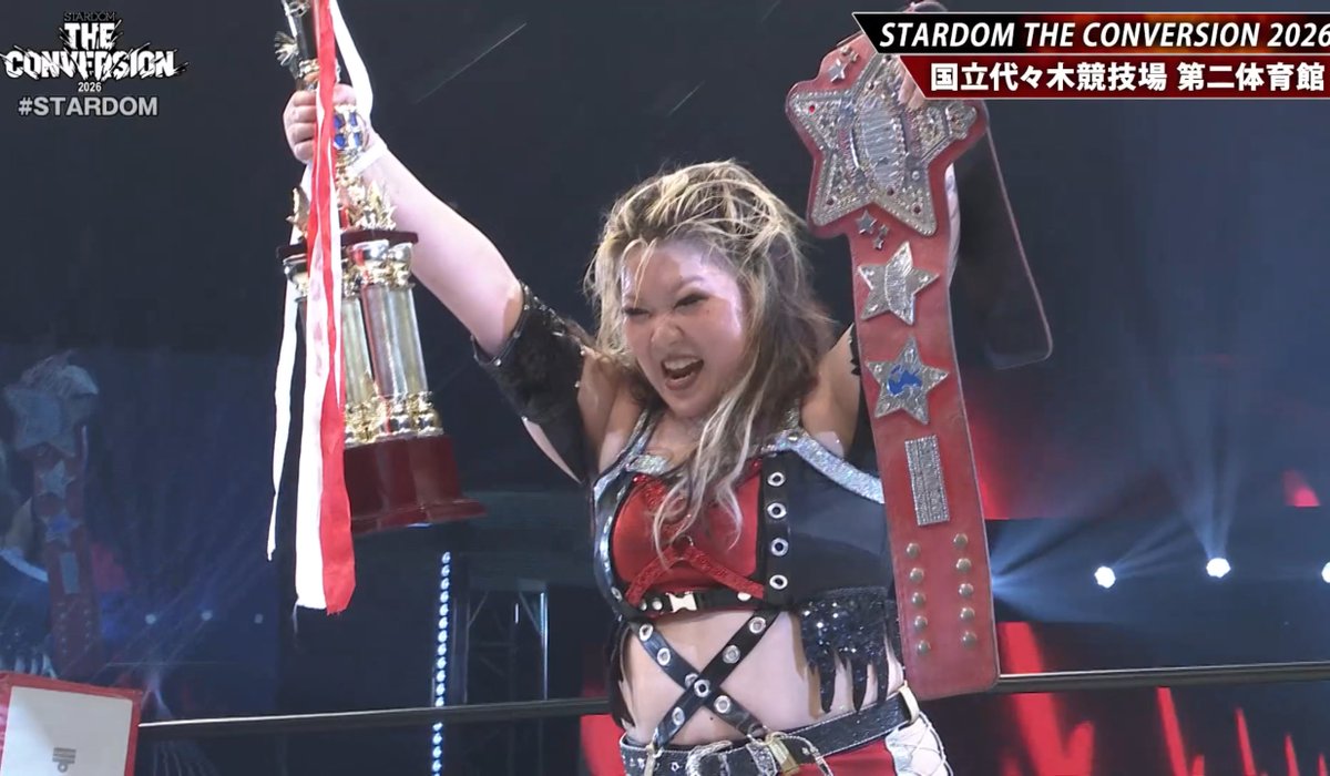 ScottEWrestling's tweet photo. LOOK AT HER! THE WORLD OF STARDOM CHAMPION, SUZU SUZUKI!!!!

#STARDOM https://t.co/Ox5T09brB7