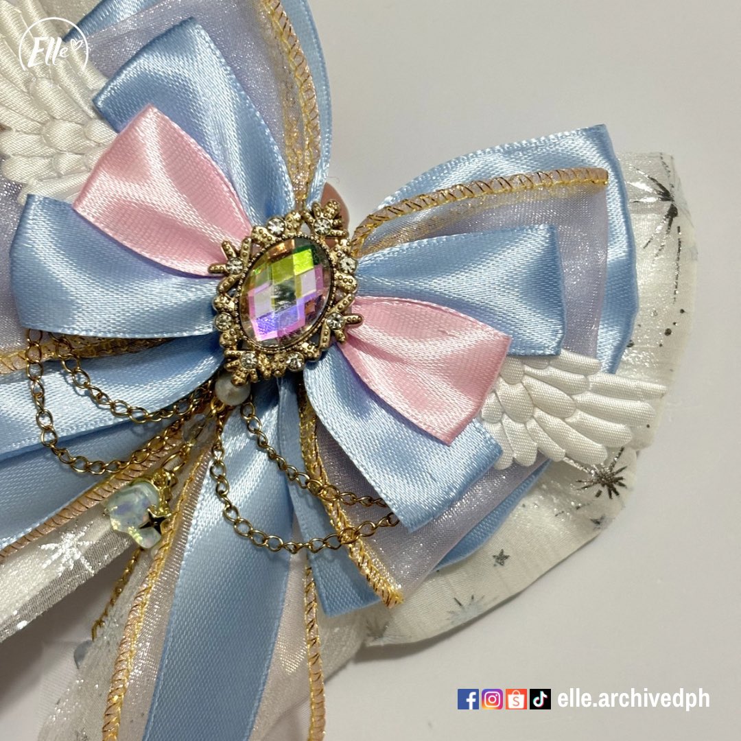 ellearchivedph's tweet photo. haneulz-themed lightstick ribbon? sounds pretty cool right? 🤫

feel free to message @HaneulzPH for inquiries. 

with love, elle.

#AHOF #아홉
#THE_FIRST_SPARK
#THE_FIRST_SPARK_IN_MANILA
#APPLEWOOD #APPLEWOODPH https://t.co/w5sfnj50Ow
