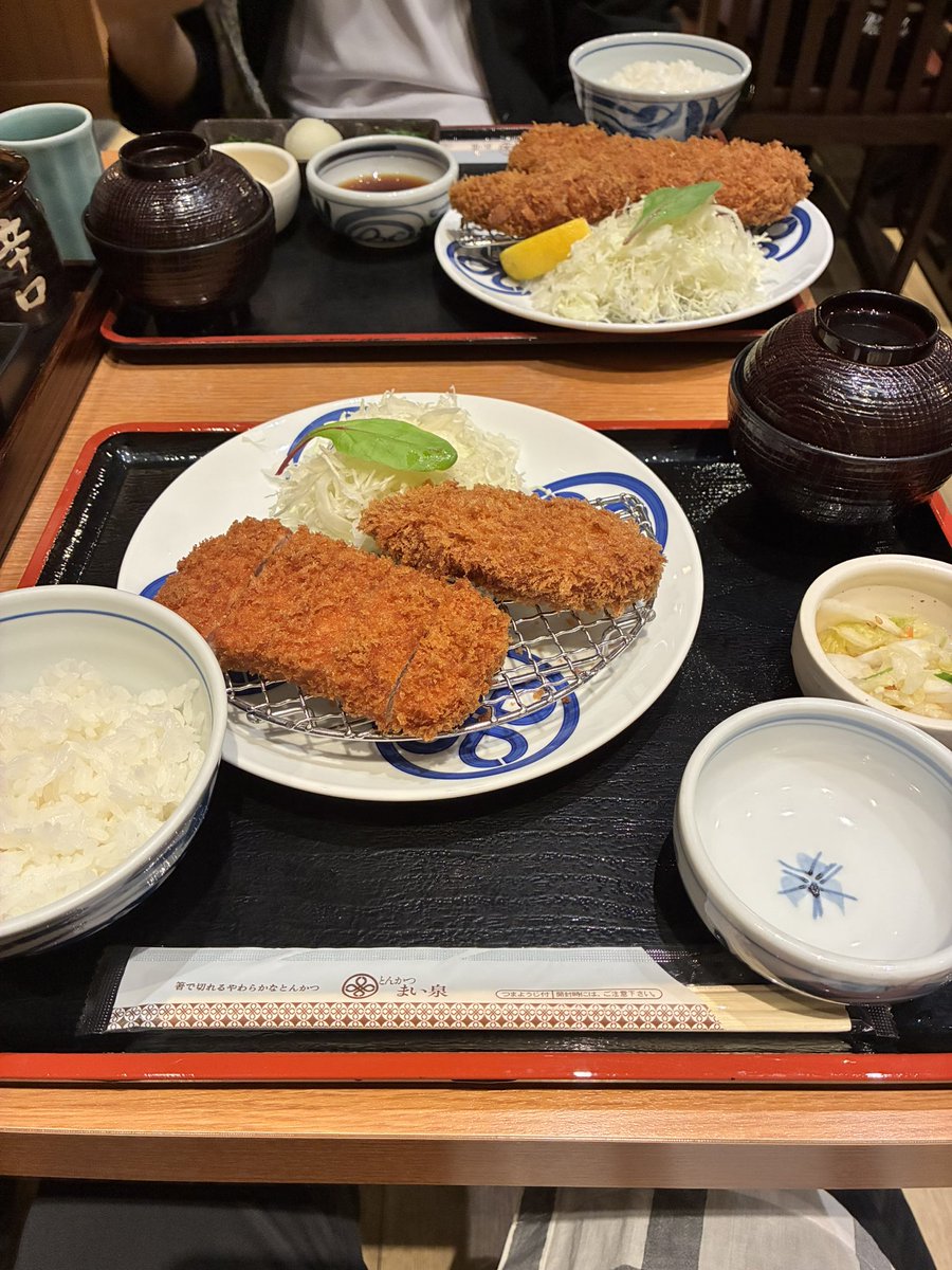 king29s's tweet photo. 就活帰りの息子と梅田で夕飯食べて帰る https://t.co/UlRFPCc990