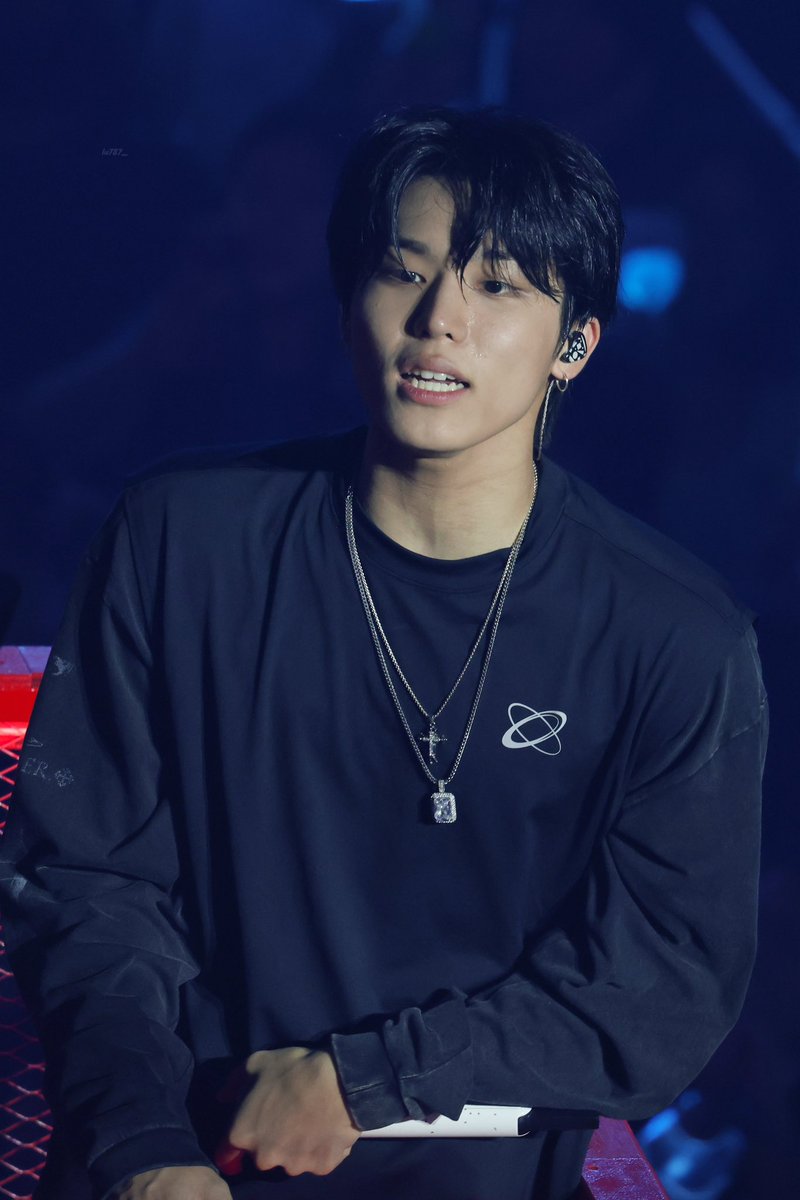 lu787_'s tweet photo. 260620 THE STAGE
#트레저 #박정우 #PARKJEONGWOO https://t.co/E10EzvU5bm