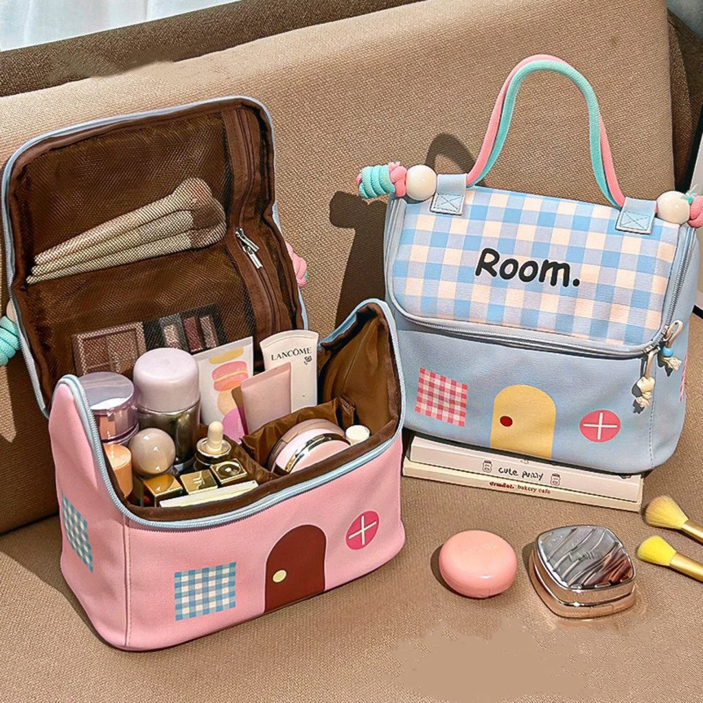 dewinariuslim's tweet photo. Tas makeup lucu bahan kulit sintesis

https://t.co/r28hCBzr6b https://t.co/aPw3mjBKIb