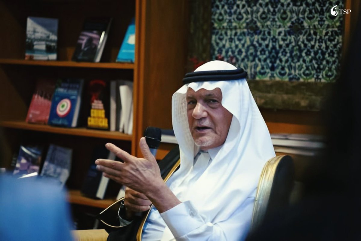 D_S_ALHARBI's tweet photo. الامير تركي الفيصل : على قياداتِ دولِ مجلس التعاون الخليجي أن تجرّمَ كلَّ من يتطاول في وسائل التواصلِ الاجتماعي أو يسيء إلى أي فرد من أيٍّ من دولِ المجلس، سواء أكان هذا الفرد كبيراً أو صغيراً https://t.co/od2b1eaZ2q