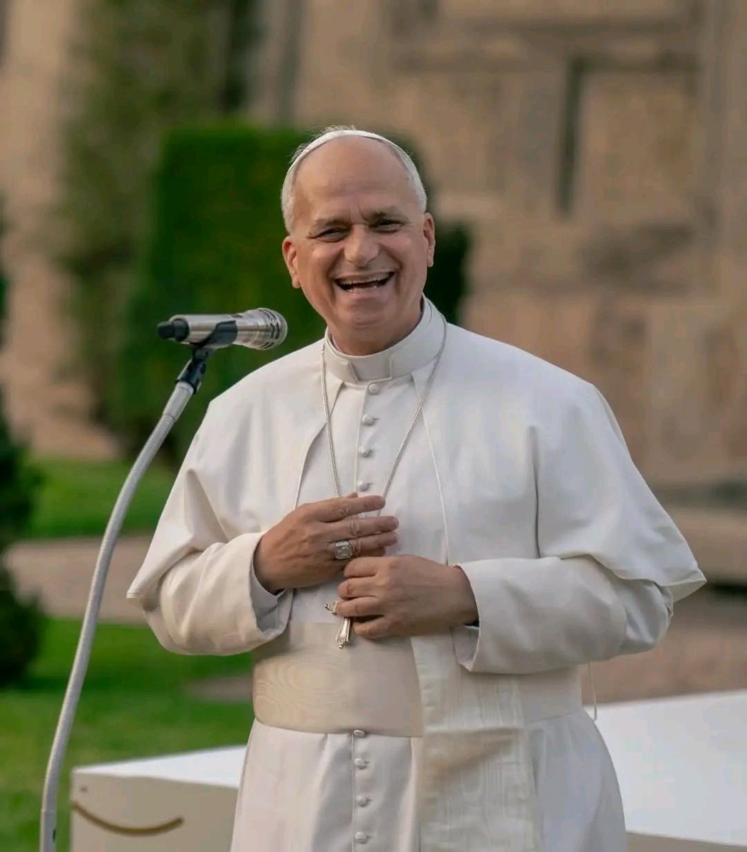 UcheMaryOkoli's tweet photo. May laughter never depart from our faces. 

Pope LeoXIV is the happiest man you'd meet. https://t.co/iSEqjPludq