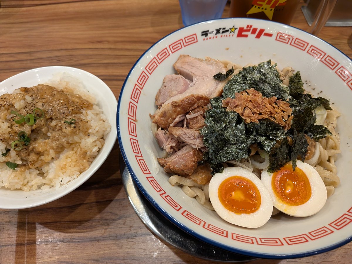Shichigo_50's tweet photo. 5月の麺 https://t.co/pAbq9eD7qU